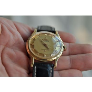ĐỒNG HỒ OMEGA CONSTELLATION BÁT QUÁI CỌC MŨI TÊN
